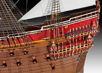 Revell 2